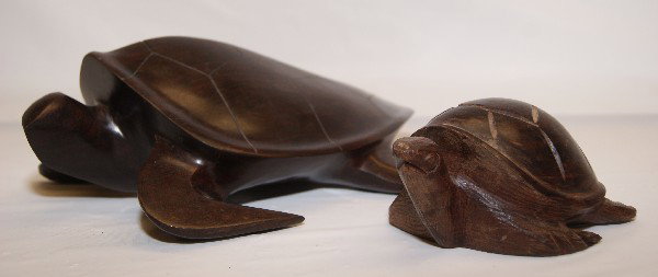 Tow Seri Iron Wood Carving: 1970s turtles, smallest 2.5" x 3.5", largest 3" x 7.5" x 10" Shipping charge on this item is $10.00. Unless noted all items have some amount of acceptable wear, scratches, nicks, missing stitches, ect