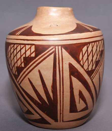 HOPI POTTERY JAR: 1970's brown on cream signed Sunbeam David, 4.5" X 3.5" Shipping charge on this item is $10.00. Unless noted all items have some amount of acceptable wear, scratches, nicks, missing stitches, ect. for