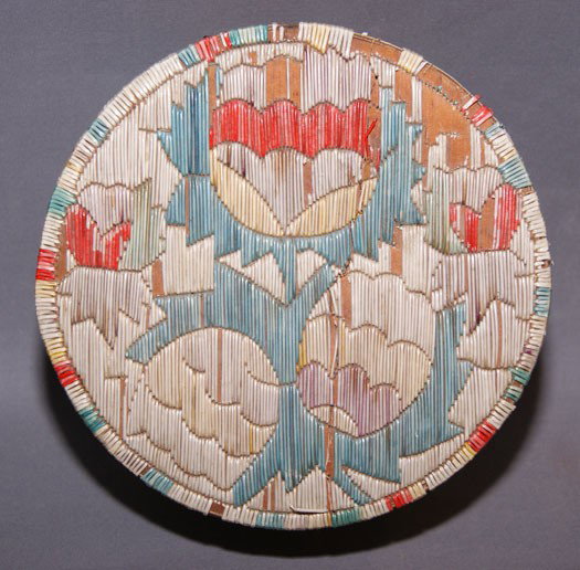 CHIPPEWA BIRCH BARK CONTAINER: 1940's quilled floral design has loss of quill work, 2.5" 6.5" Shipping charge on this item is $10.00. Unless noted all items have some amount of acceptable wear, scratches, nicks, missing stitches, e