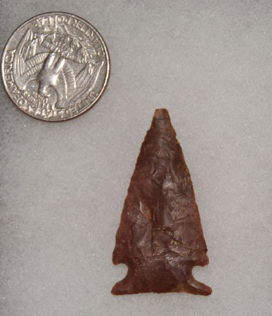 PREHISTORIC ARROW HEADS: prehistoric collected in Texas 1.5" X .75" Shipping charge on this item is $10.00. Unless noted all items have some amount of acceptable wear, scratches, nicks, missing stitches, ect. for their age. M