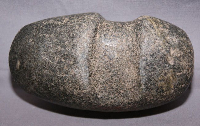 HOHOKAM AXE HEAD: prehistoric 3/4 groove has bit polish, 4.5" x 2" Shipping charge are for the United States. The shipping on this lot is $10.00. Outside the United States there will be additional shipping fees. Unless