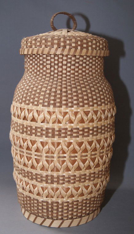 CHEROKEE BASKET: 2000 minor stitch loss woven by Lucille hossiah 17" x 8" Shipping charge are for the United States. The shipping on this lot is $10.00. Outside the United States there will be additional shipping fees