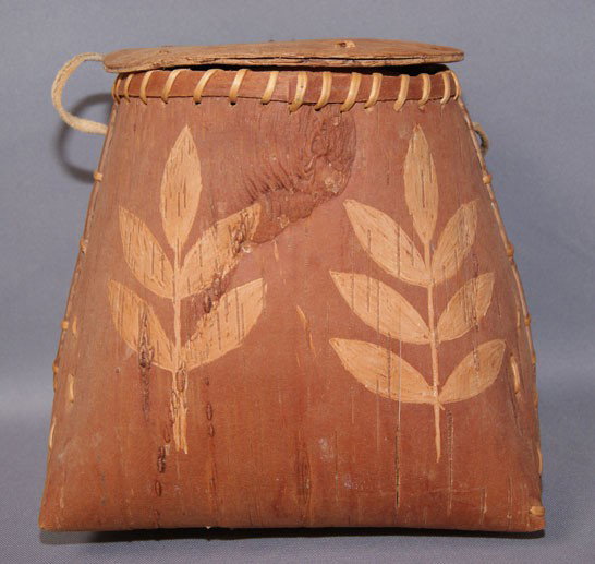 CHIPPEWA BIRCH BARK FISHING CREEL: 1950s with negative floral design, 9" x 8" x 10 " Shipping charge on this item is $20.00. Unless noted all items have some amount of acceptable wear, scratches, nicks, missing stitches, ect. for their