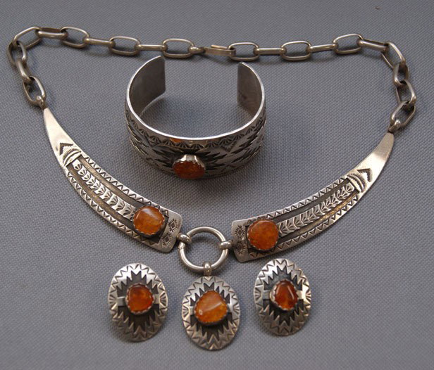 NAVAJO JEWELRY SET: 1980s 90s sterling silver and amber; matching necklace, bracelet and earrings necklace 20 inches long bracelet 5.5" x 1.25" x 1.25" Shipping charge are for the United States. The shipping on this lot 