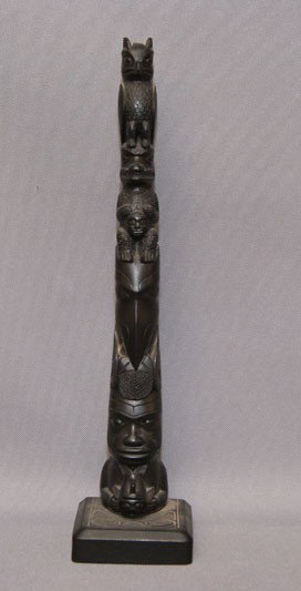 CASTING OF NORTHWEST COAST TOTEM POLE: 1980s 90s made in Boma, Canada 12.5" tall Shipping charge are for the United States. The shipping on this lot is $10.00. Outside the United States there will be additional shipping fees. Unless noted