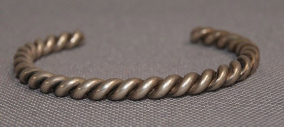 NAVAJO BRACELET: 1970s 80s sterling Silver twisted wire style .25" x 5" x 1.25 opening Shipping charge are for the United States. The shipping on this lot is $10.00. Outside the United States there will be additional 