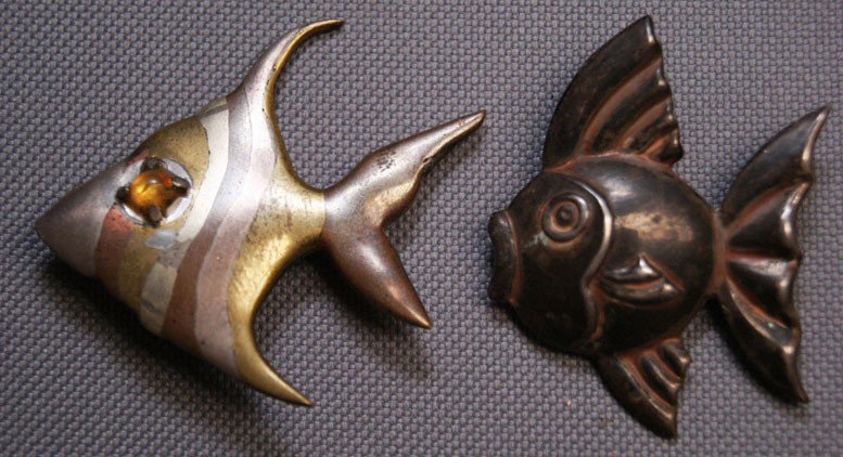TWO MEXICAN PINS: 1950's 60's one has maker's mark, largest one 2" x 2" Shipping charge are for the United States. The shipping on this lot is $10.00. Outside the United States there will be additional shipping fees. U