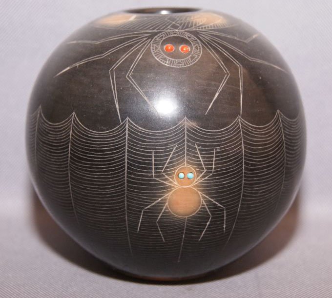 SAN ILDEFONSO POTTERY SEED JAR: 1983 sgraffito spider design two tone with turquoise and coral insects, by Sthan-Moo-Whe, 4.5" x 4.5" Shipping charge are for the United States. The shipping on this lot is $10.00. Outside the United 