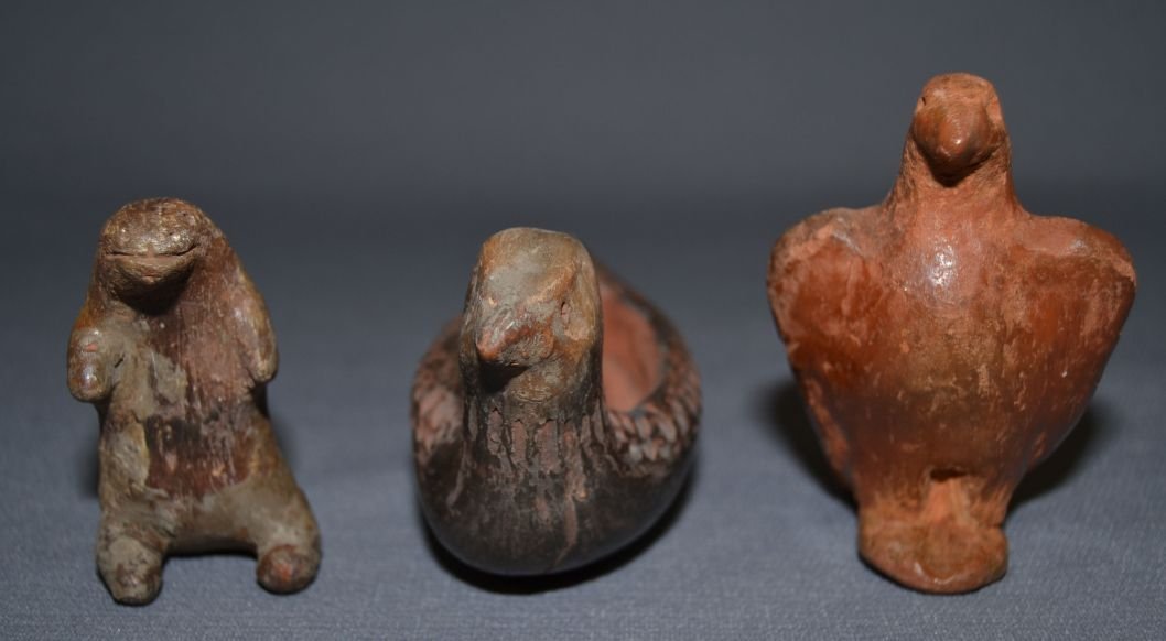 THREE NAVAJO/TAOS POTTERY FIGURES: 1950s 60s glaze ware all have surface rubs eagle 4"x2.5"x2" beaver 3"x2"x1.5" duck 3"x4"x2.25" Shipping charge are for the continental United States only There will be additional shipping fees on ship