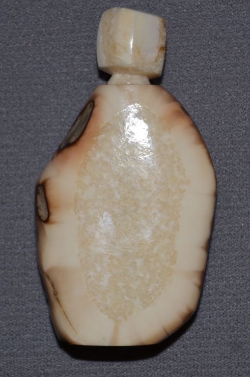 ESKIMO IVORY CONTAINER: 1960s 70s hand made from ivory with screw in top 3.25"x1.75"x.5" Shipping charge are for the continental United States only There will be additional shipping fees on shipments to Hawaii, Alaska and ou