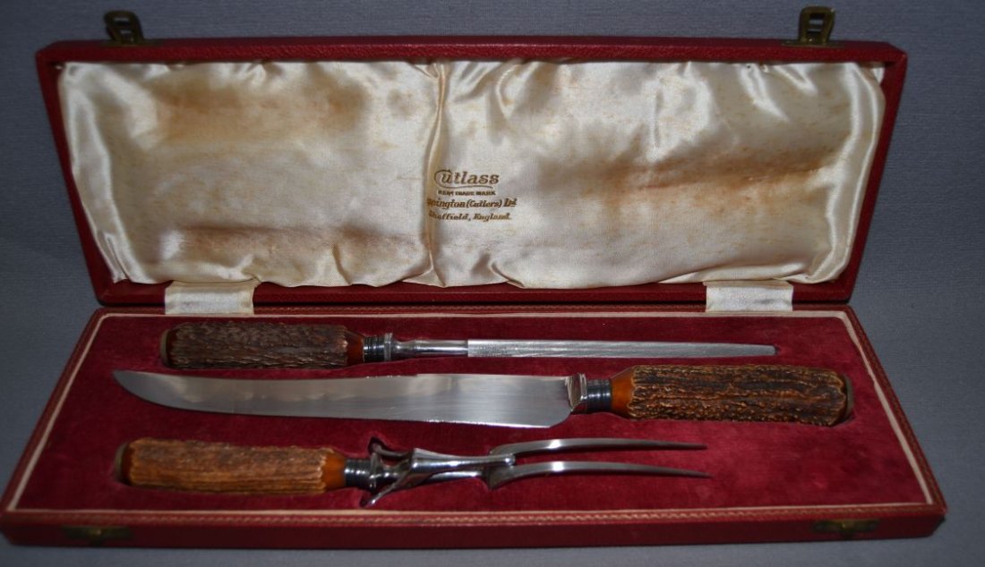 CARVING KNIVES: 20th century Cutlass Leppington Stag Horn Carving Set w/Original Case Sheffield Eng. Case 16" x 1.5"x 5.5" Shipping charge are for the continental United States only There will be additional shipping 