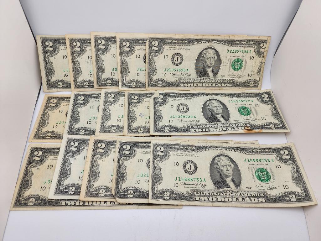 (15) 1976 $2 Notes Green Seal (1 of 16)