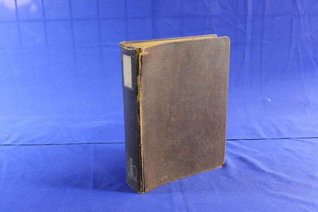 McCormick-Deering Engines - Gas Engine Parts Catalog / (1 of 2)