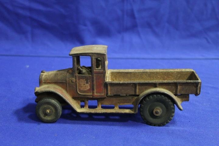 Louis Marx International Toy Truck, All Original, (1 of 2)