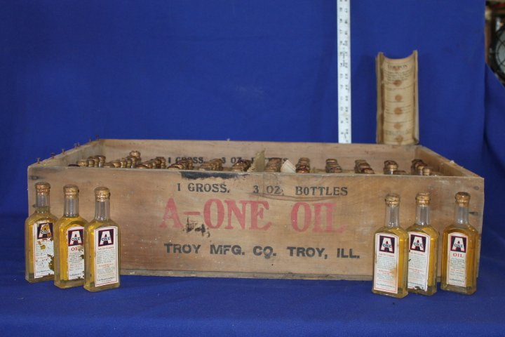 A-One Oil Wood Crate w/ NOS Sewing Machine Oil & Paper: Includes 80 Bottles, Brochures/Coupons, 29" x 7" x 18"