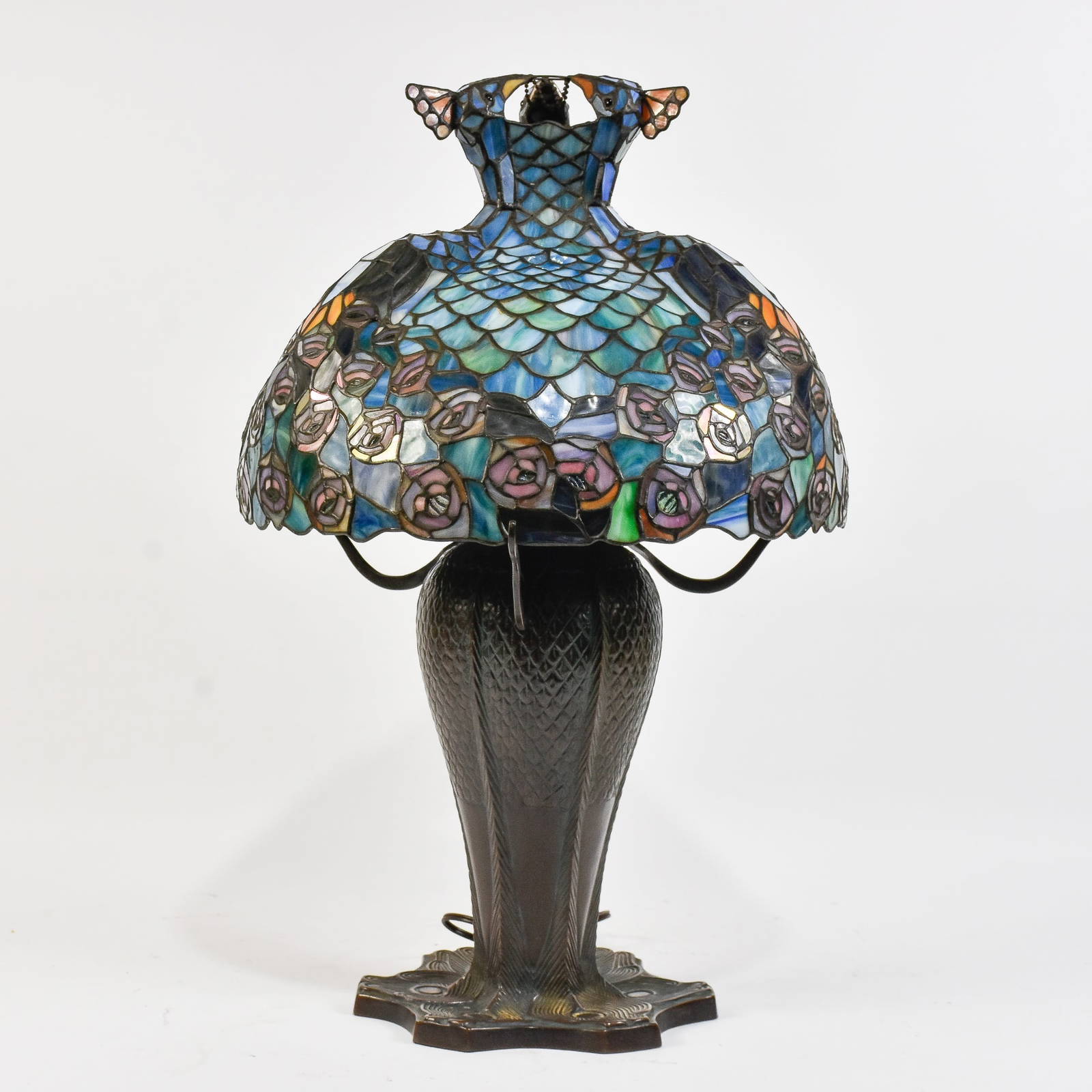 Tiffany Style Slag Glass 'peacock' Table Lamp Auction