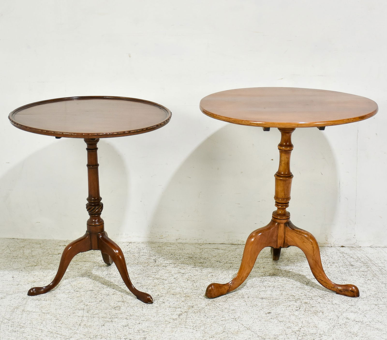 2 Queen Anne Style Tilt-Top Tea Tables: * (Largest 28 1/2? h x 25 3/4? dia) Scratches, age cracks, some chips and scuffs
