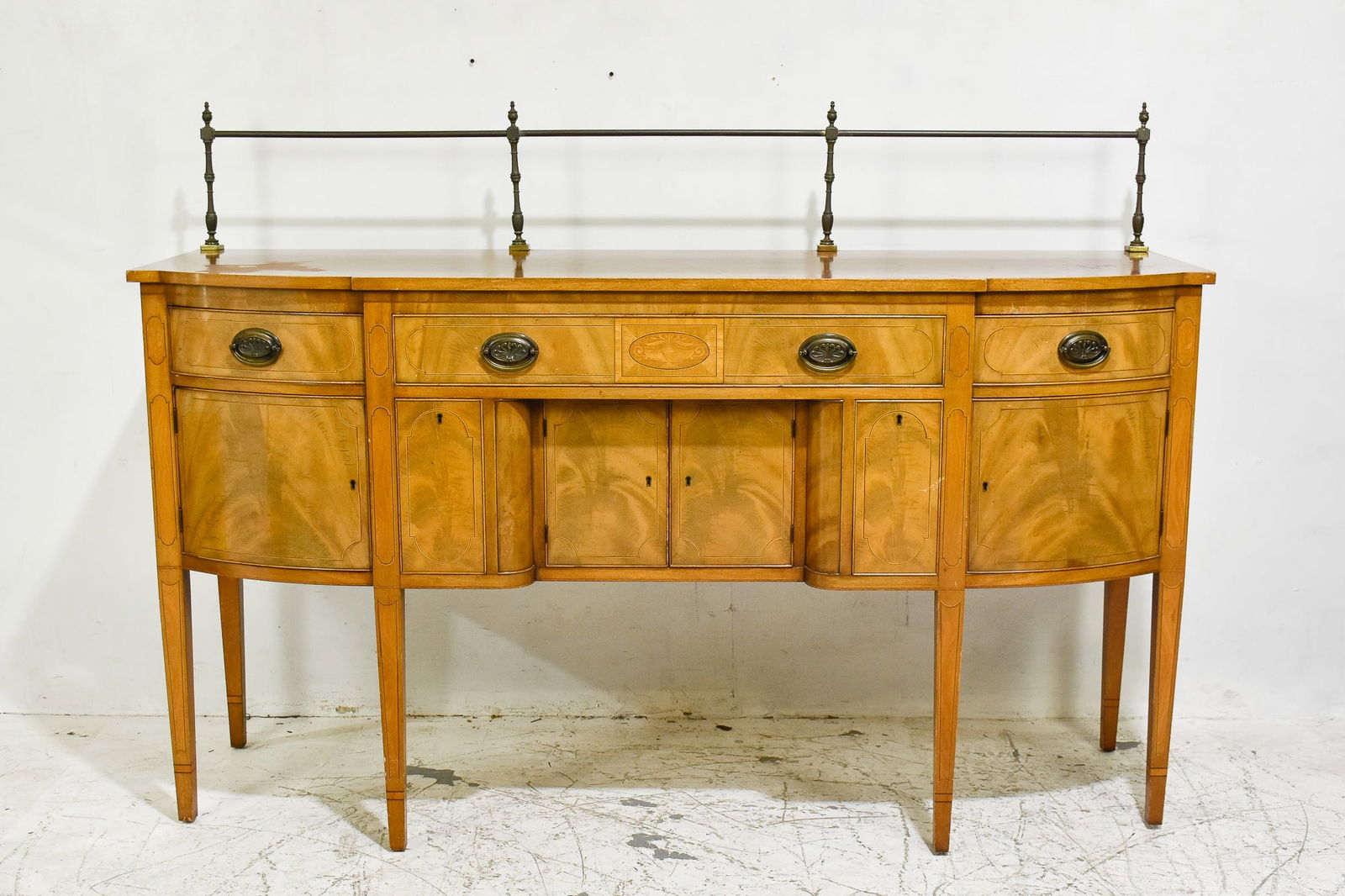 Federal Style Mahogany Sideboard (1 of 12)