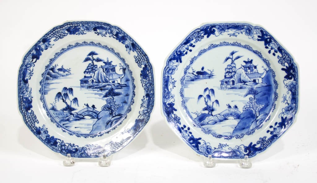 Two Chinese Export Octagonal Blue and White Porcelain Plates (1 of 5)