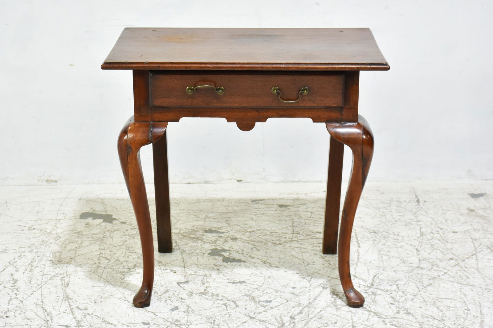 George II Oak Side Table (1 of 8)