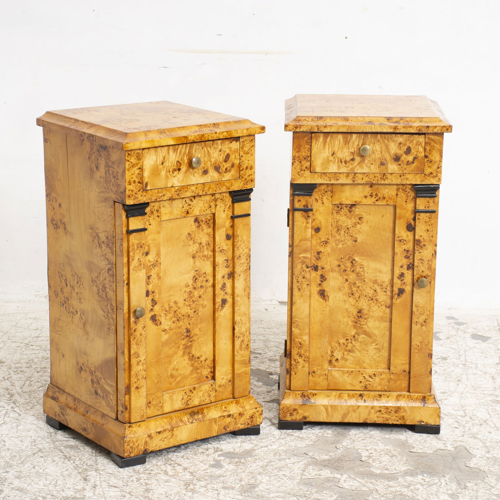 Pair of Burlwood Empire Style Bedside Tables (1 of 6)