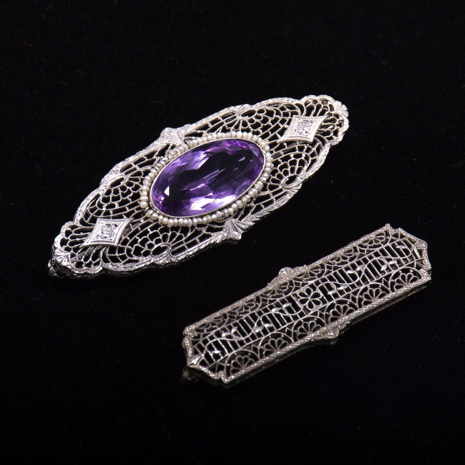 14KT White Gold Brooch with Amethyst (1 of 4)