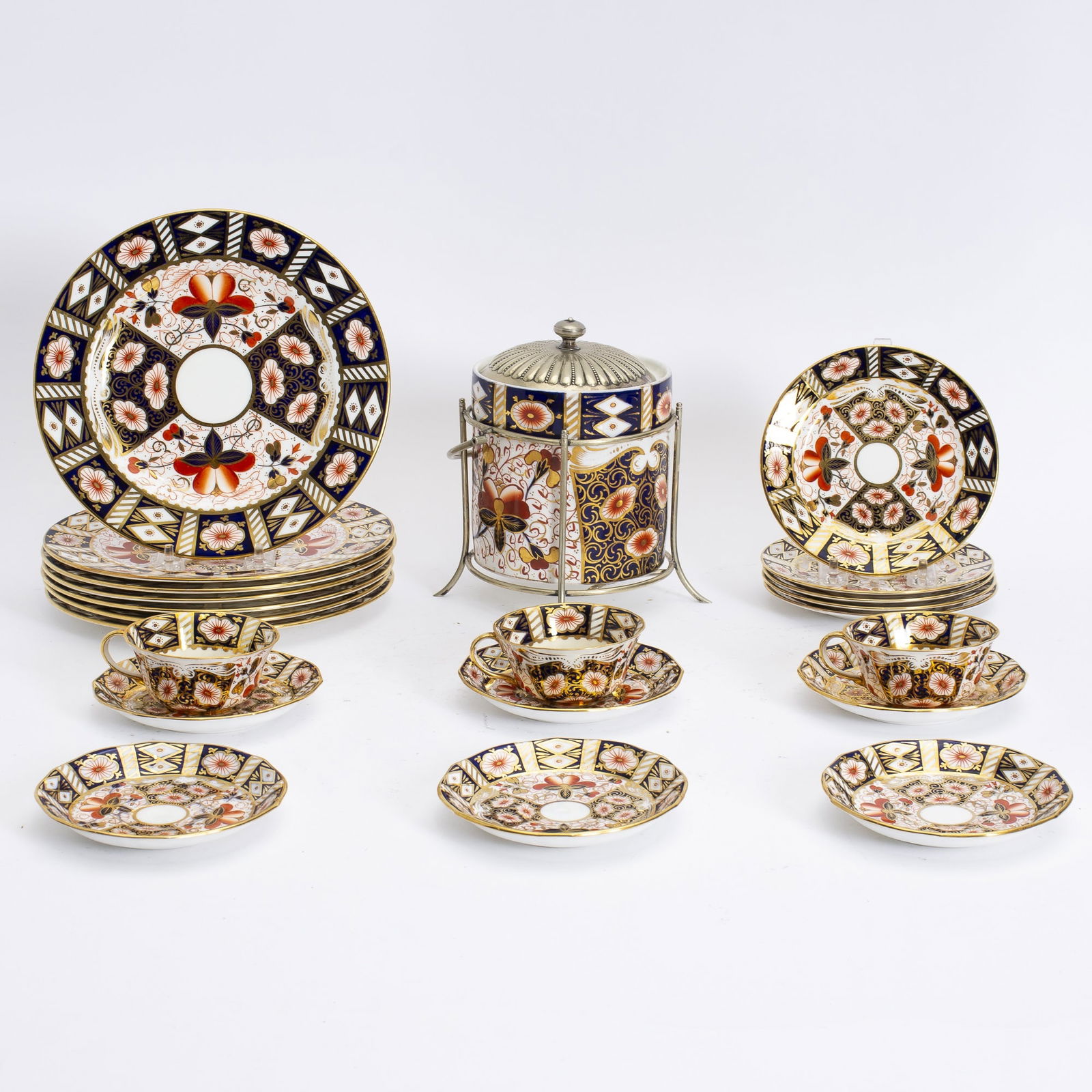 Group of Aynsley Dinnerware: Comprising 3 cups, 6 saucers, 5 butter plates, 6 dinner plates, tea caddy * (Plates 9" dia) Some loss to finish