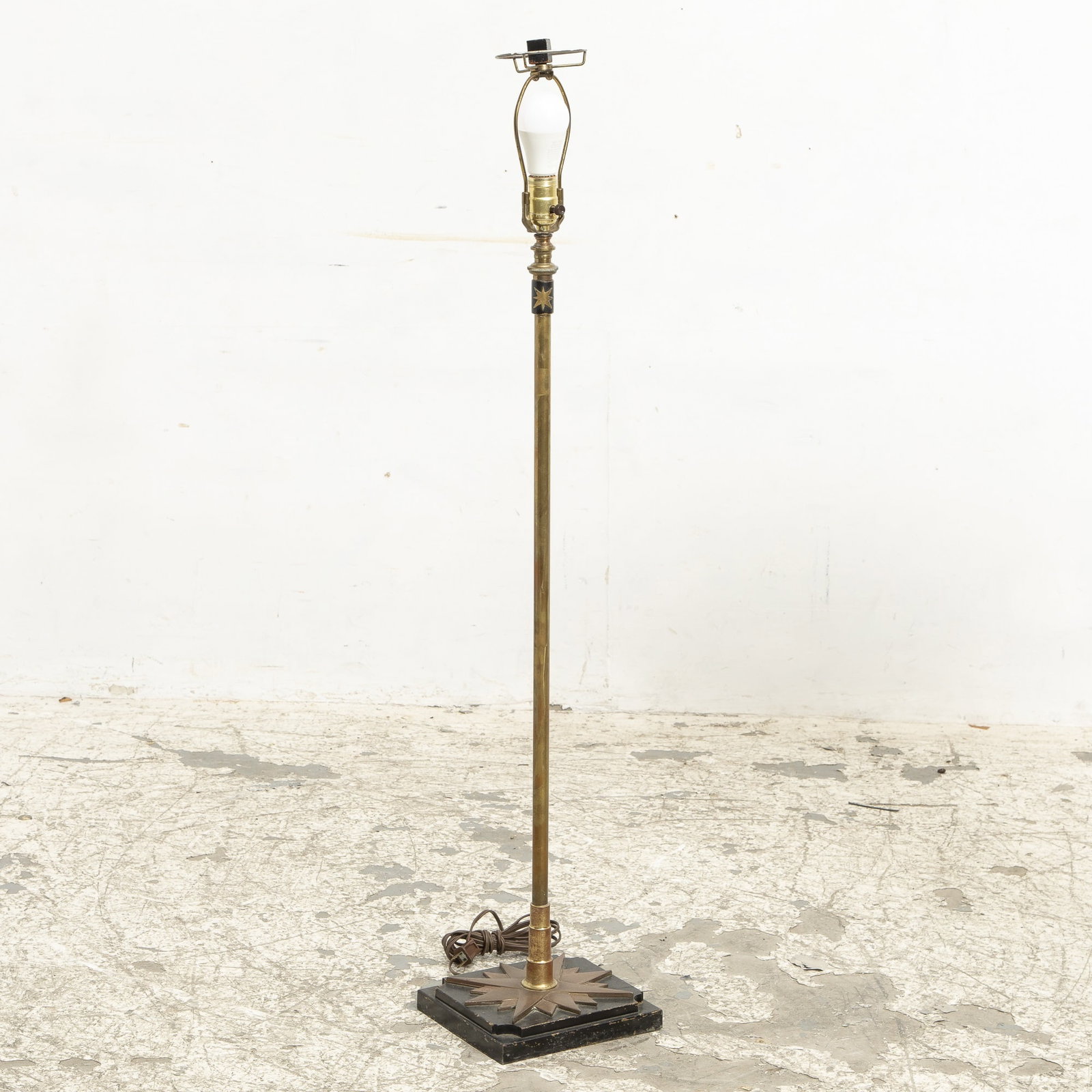 Art Deco Patinated Bronze Floor Lamp (1 of 3)