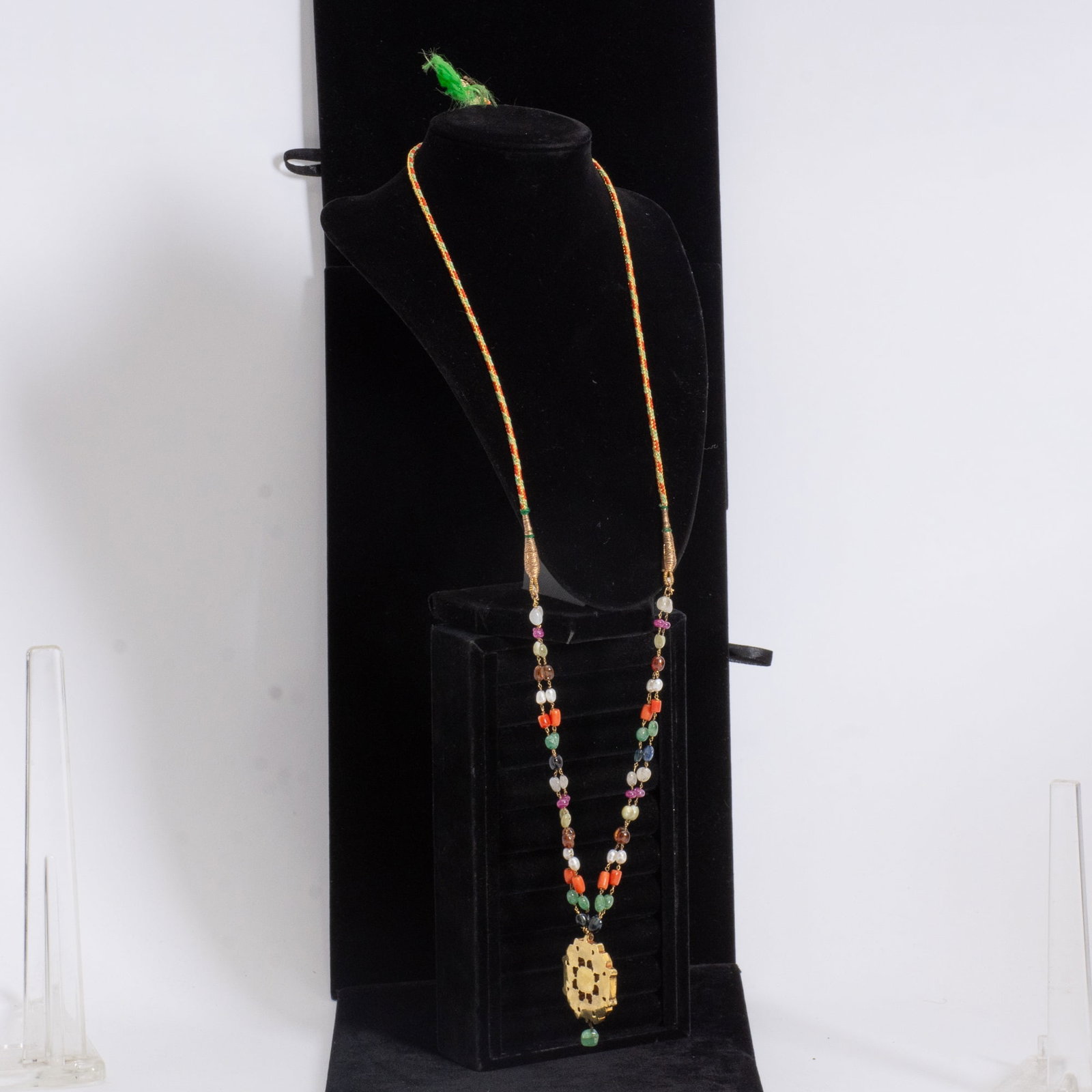 Indian Gold and Gem-Set Pendant (1 of 6)