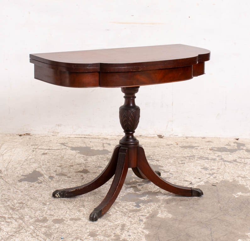 Federal Style Mahogany Card Table (1 of 6)