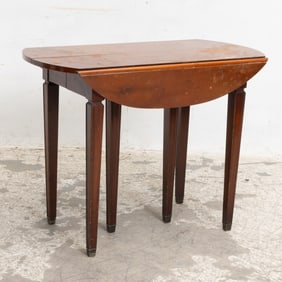 Georgian Style Mahogany Drop-Leaf Extending Table
