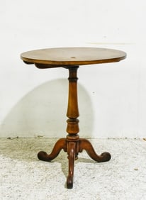 Mahogany Tripod Tilt-Top Table