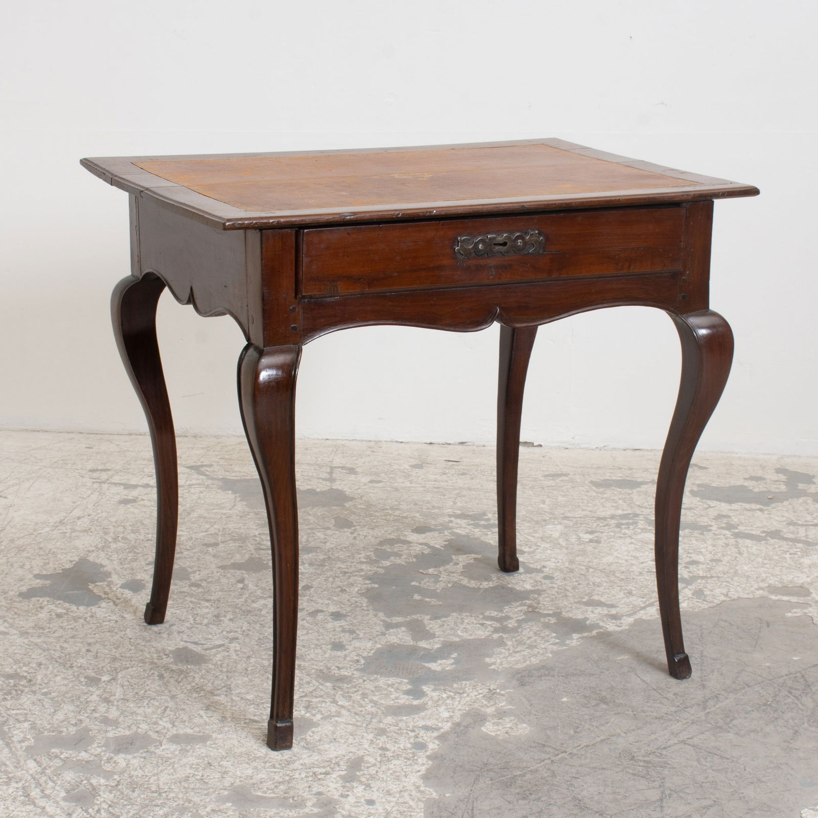 Georgian Style Leather Top Writing Table (1 of 5)