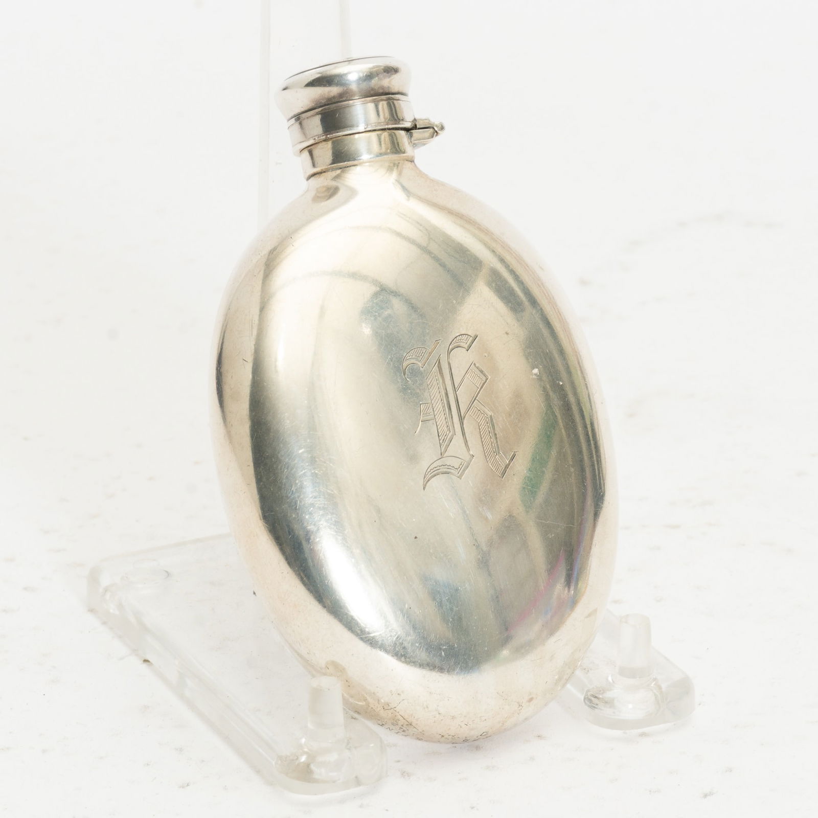 Sterling Silver Flask: Ap. 3.7 ounces (4 1/2" h x 2 3/4" w) Scratches
