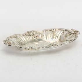 Reed & Barton Sterling Silver Floral Pattern Oval Tray