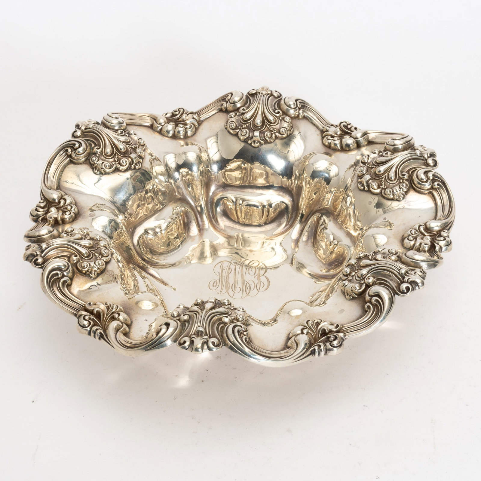 Calt & Bro Sterling Silver Bowl: Ap. 13 ounces (3" h x 11" dia)
