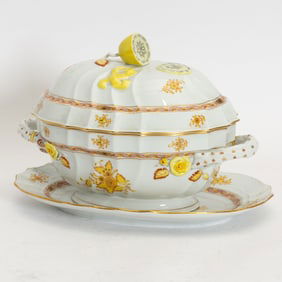 Herend Yellow Chinese Bouquet Pattern Tureen and Stand