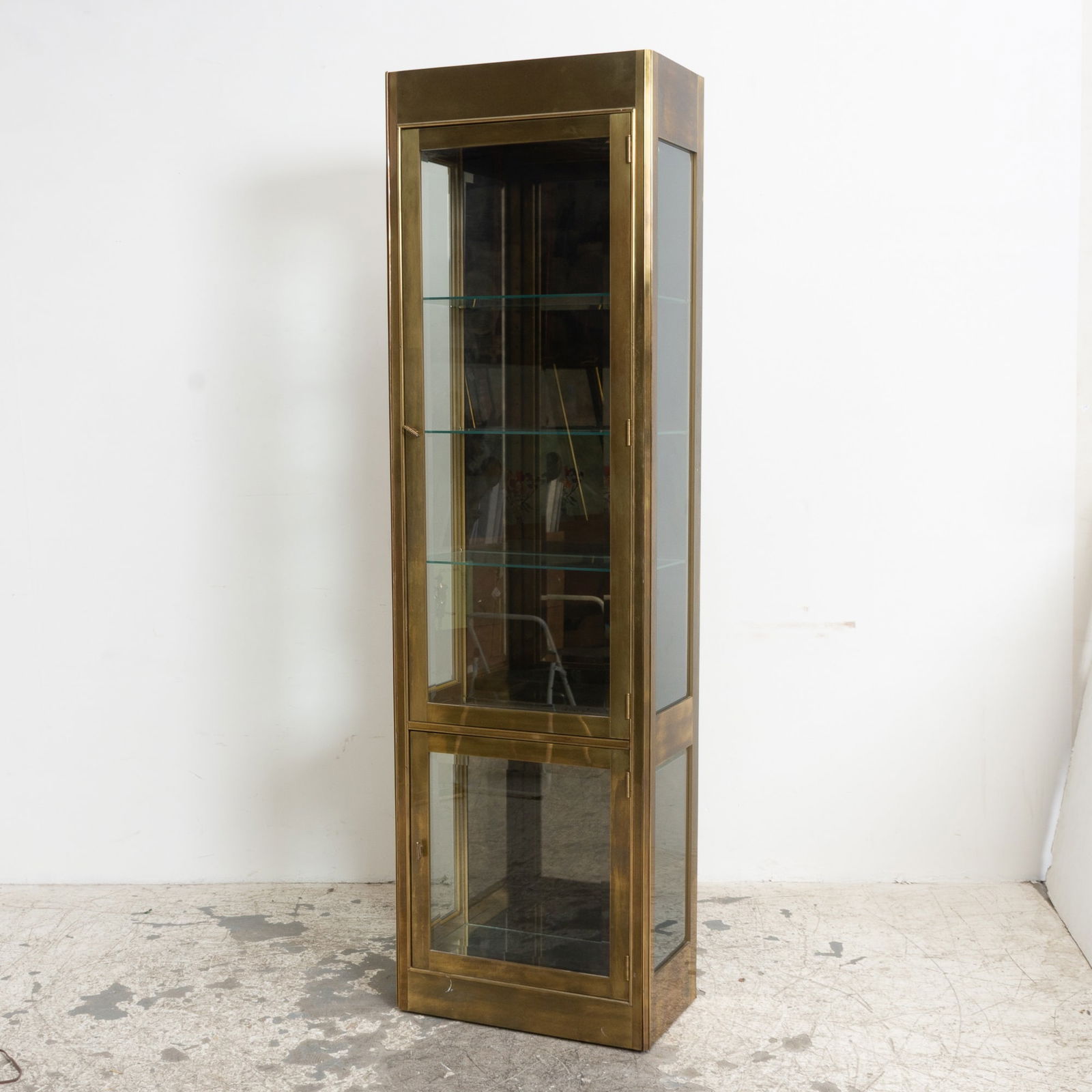 Mastercraft Mid Century Brass Vitrine (1 of 7)