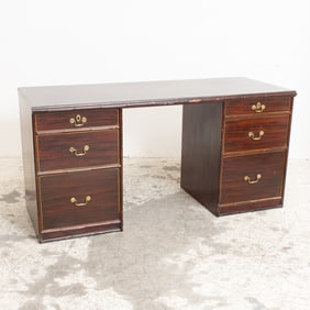Georgian Style Pedestal Desk
