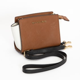 Michael Kors Small Selma Crossbody