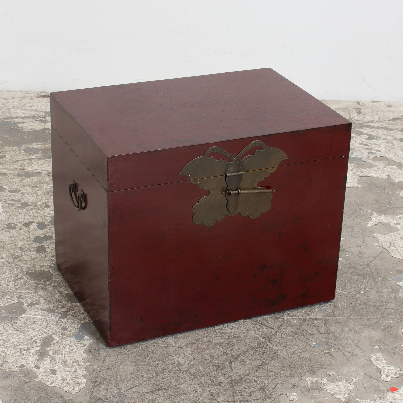 Red Painted Asian Style Chest (1 of 14)