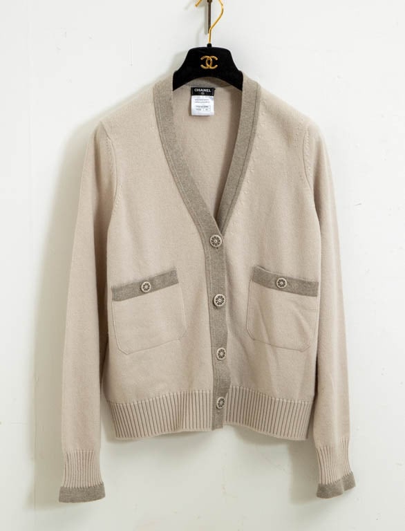 Chanel Taupe Cashmere Cardigan: Size 44 (Size 44) Light signs of wear