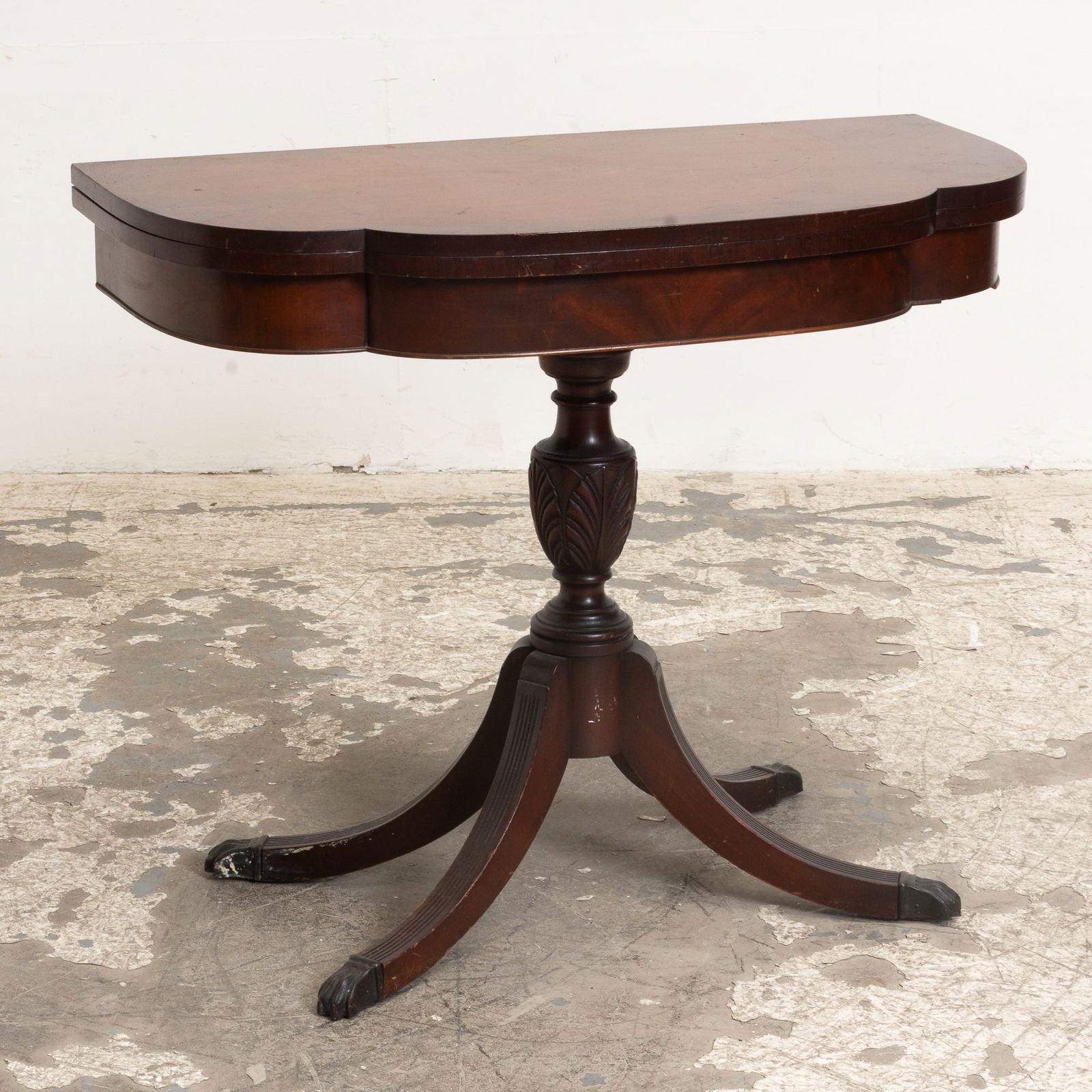 Federal Style Mahogany Fold-Over Table (1 of 8)