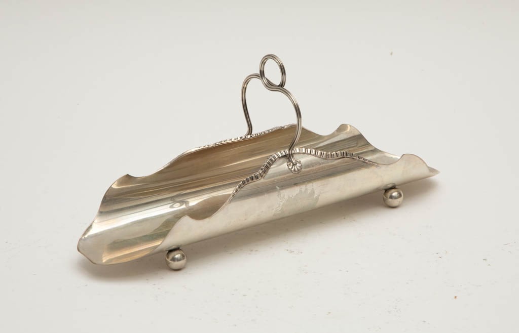 Italian 800 Silver Breadstick Holder: Approx. 8 ounces (6" h x 11 5/8" w x 3" d) Good