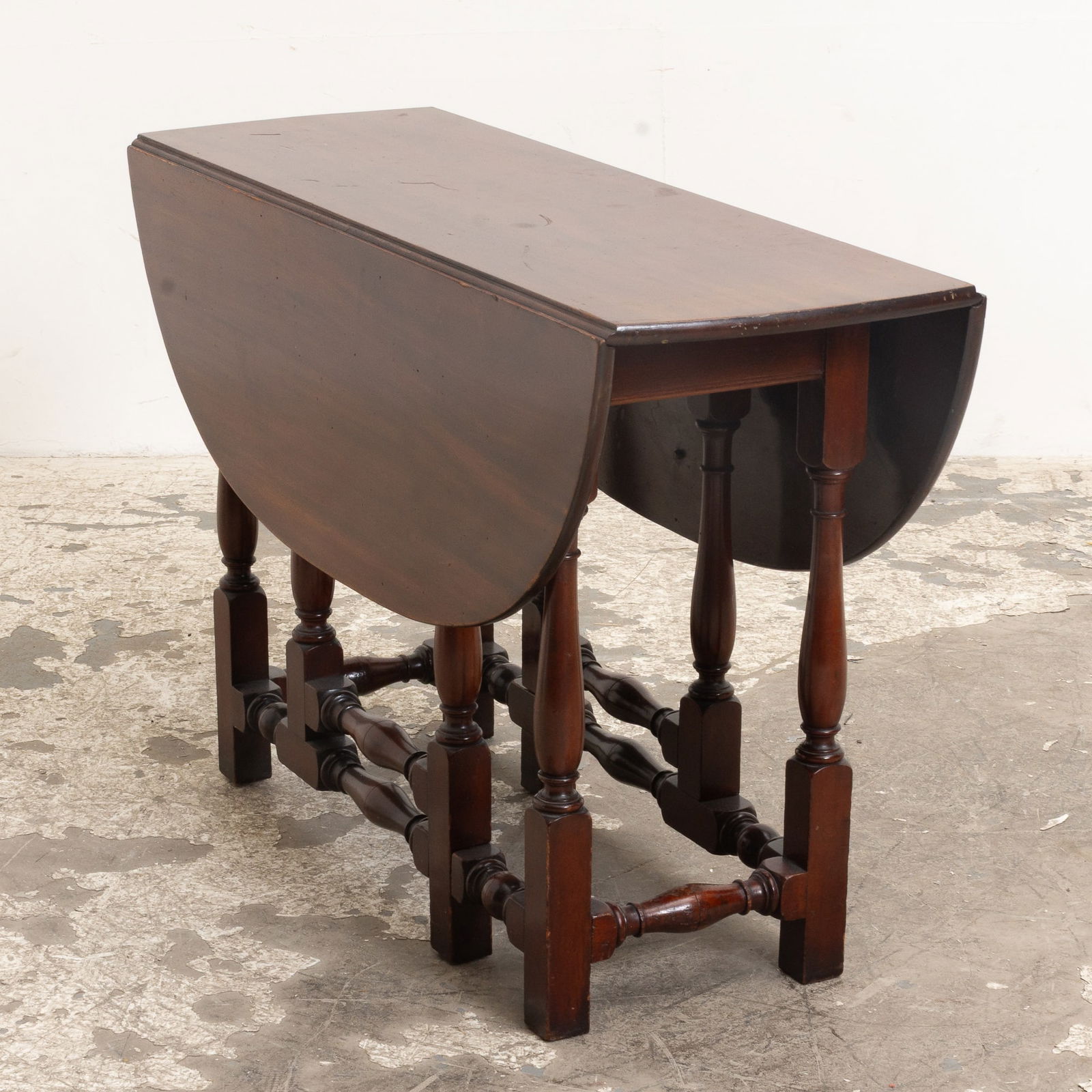 Drop Leaf Table: . (27 1/2" h x 42 1/2" w x 15 1/4" d Open 42") Scratches