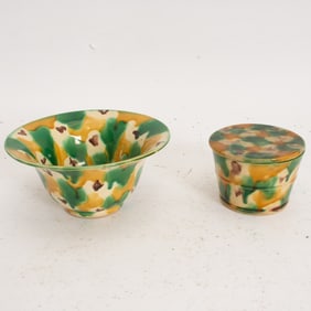 Two Chinese Export Painted Spinach and Egg Ceramics