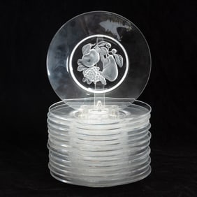 Set of Fourteen Val Saint Lambert Glass Plates