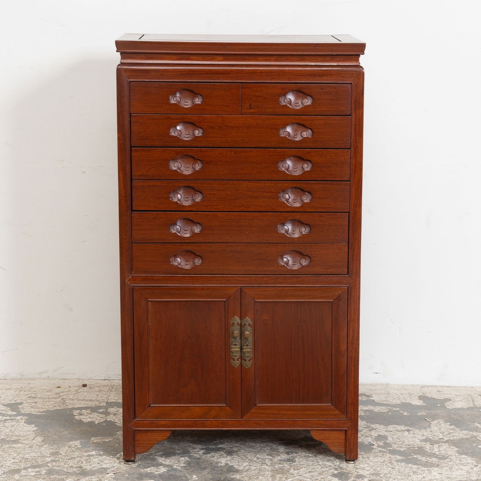 Asian Style Mahogany Tall Chest of Drawers: . (40" h x 23" w x 15" d) Chips, scratches