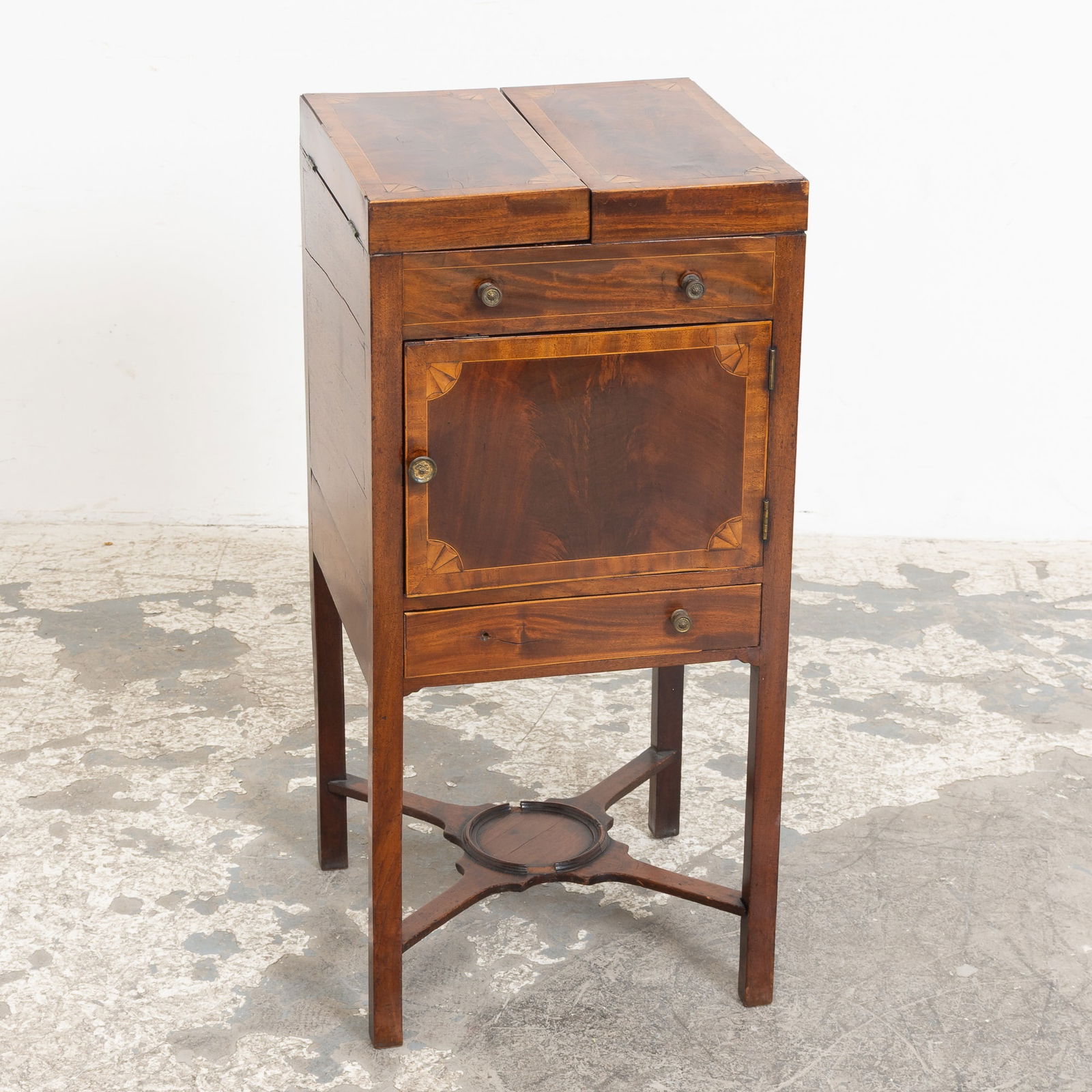 Georgian Style Mahogany Bedside Wash Stand (1 of 10)
