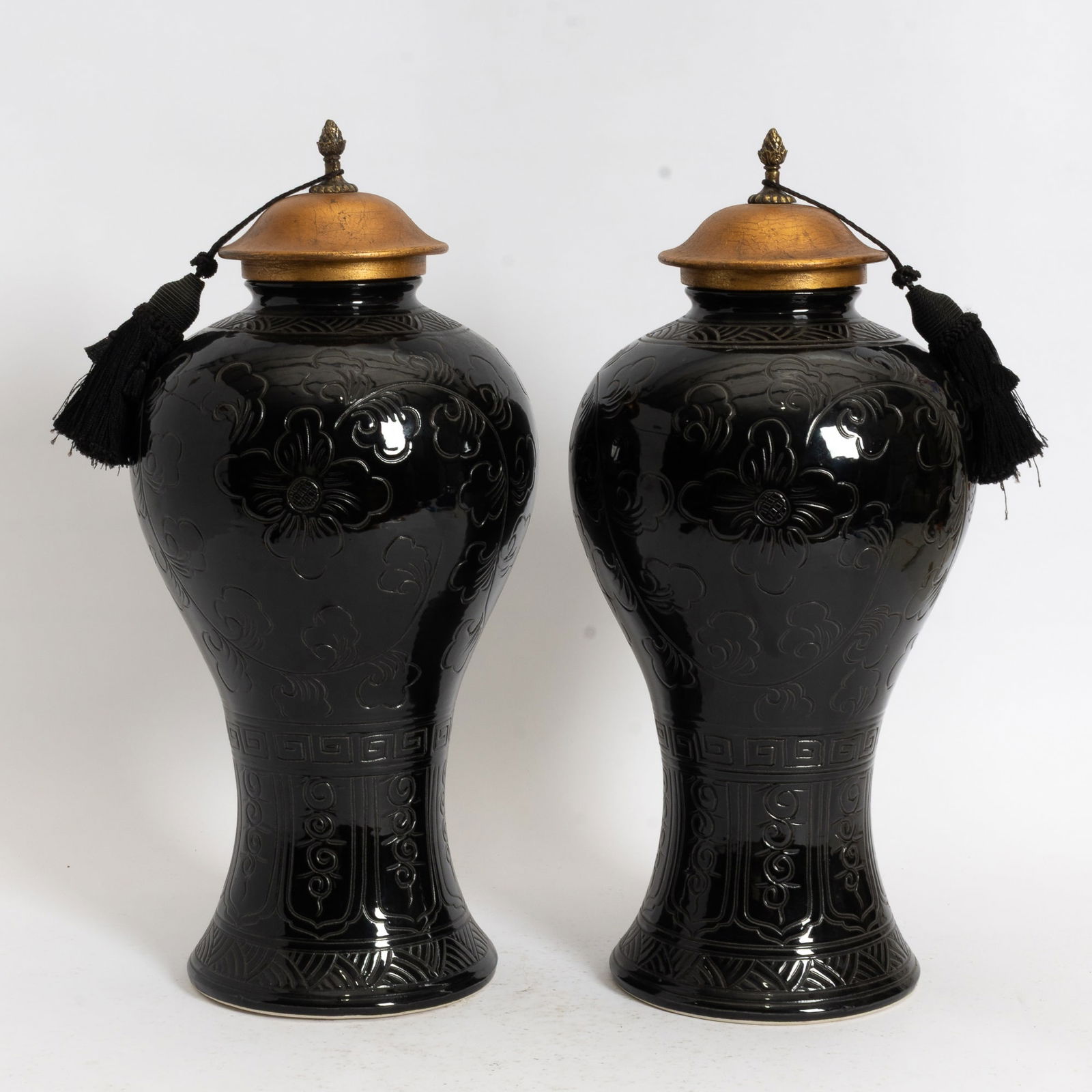 Pair of Black Glazed Ceramic Floor Urns: With lids (19" h x 10" dia)
